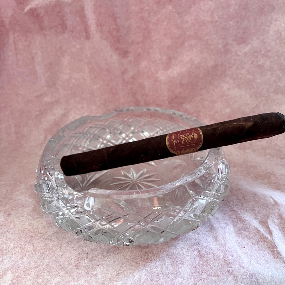 Waterfor crystal ashtray